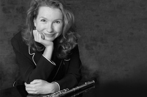 Clara Novakova with flute