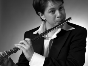 Loïc Schneider playing flute